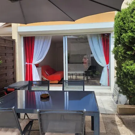 アパート T3 Rdj South, Sea Exit From Saint-Raphaël