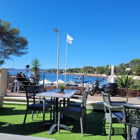 T3 Rdj South, Sea Exit From דירה Saint-Raphaël